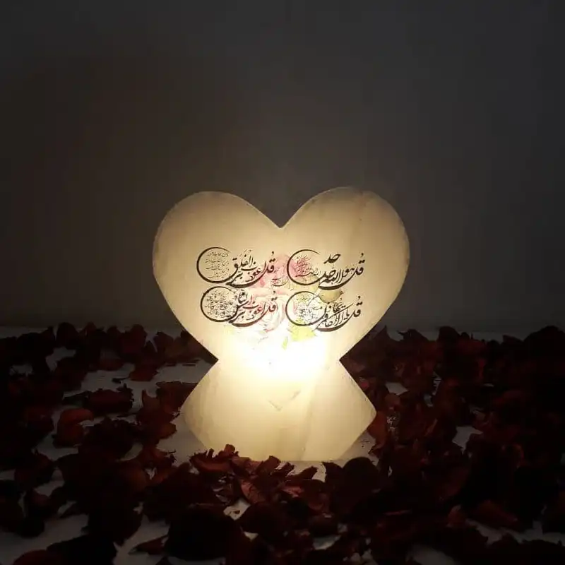 آباژور سنگ نمک مدل قلب پایه دار