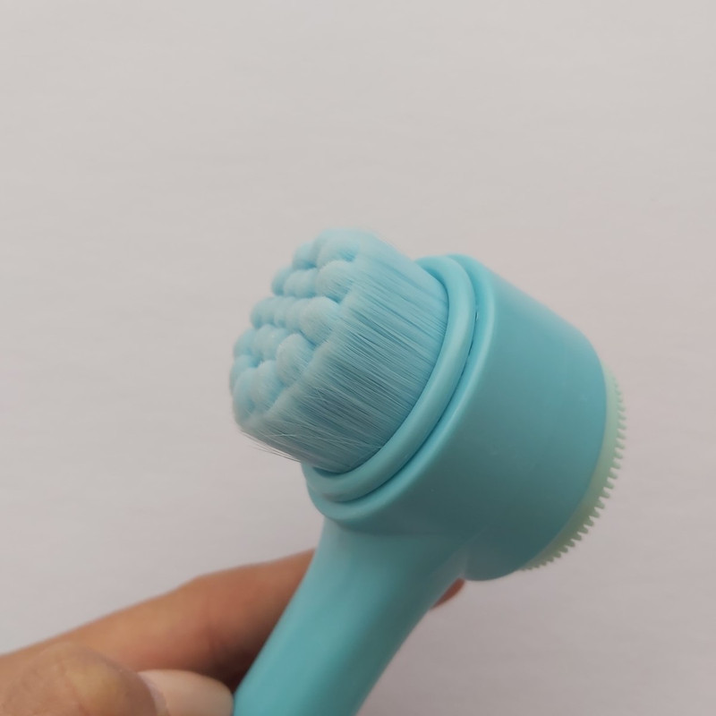 برس پاک کننده صورت مدل 0074