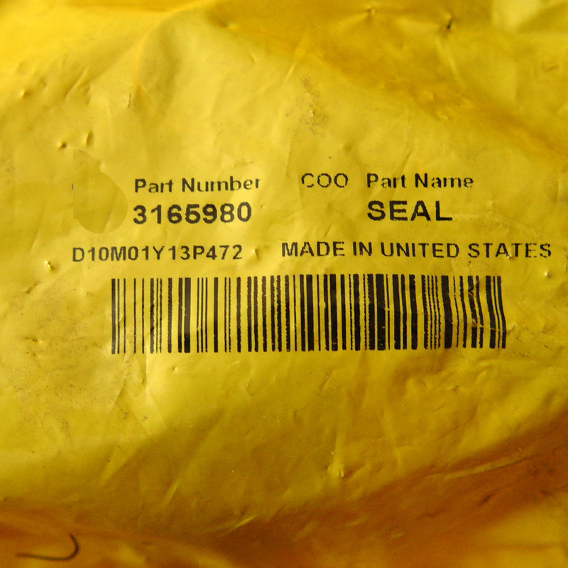 سیل سوپاپ ماشین آلات کاترپیلار کد 3165980 سیل سوپاپ ماشین آلات کاترپیلار کد 3165980