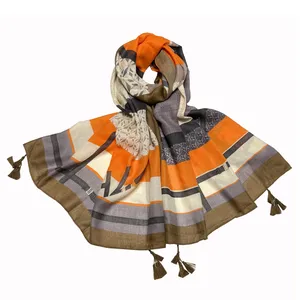 شال زنانه مدل بهاره وارداتی منگوله دار کد F 1273