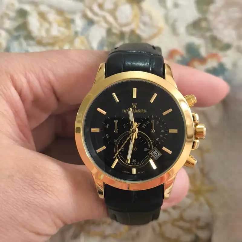 ست ساعت مچی عقربه ای زنانه و مردانه رومانسون مدل تک موتوره بند چرم قفل فیکس کد 1