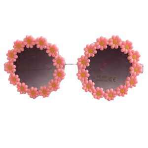 نقد و بررسی عینک آفتابی بچگانه مدل گل بابونه کد G B PIN 10 توسط خریداران