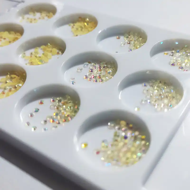 نگین ناخن رزالی فیوره مدل RF008