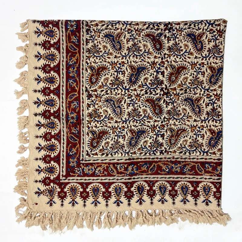 رومیزی قلمکار طرح سلسله ای کد D.100
