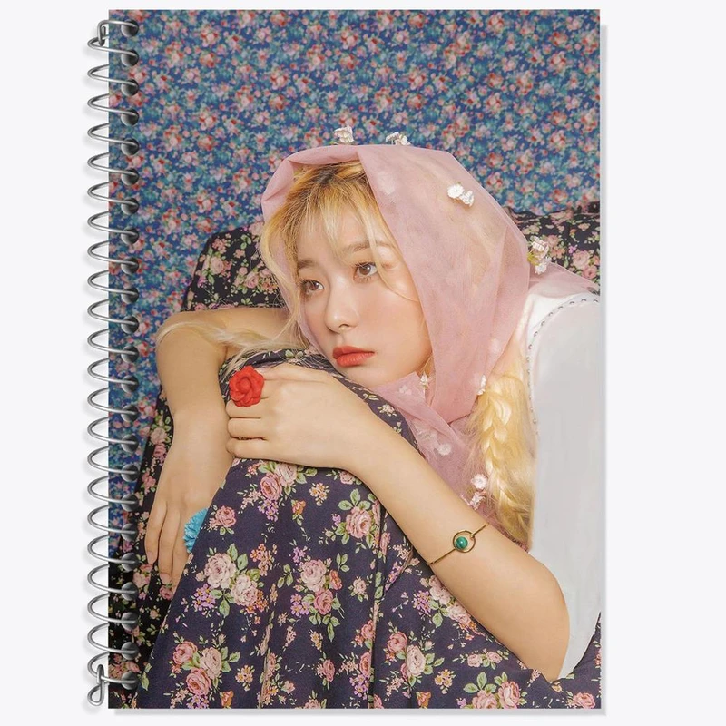 دفتر لغت 50 برگ خندالو مدل سولگی گروه رد ولوت Red Velvet کد 19616