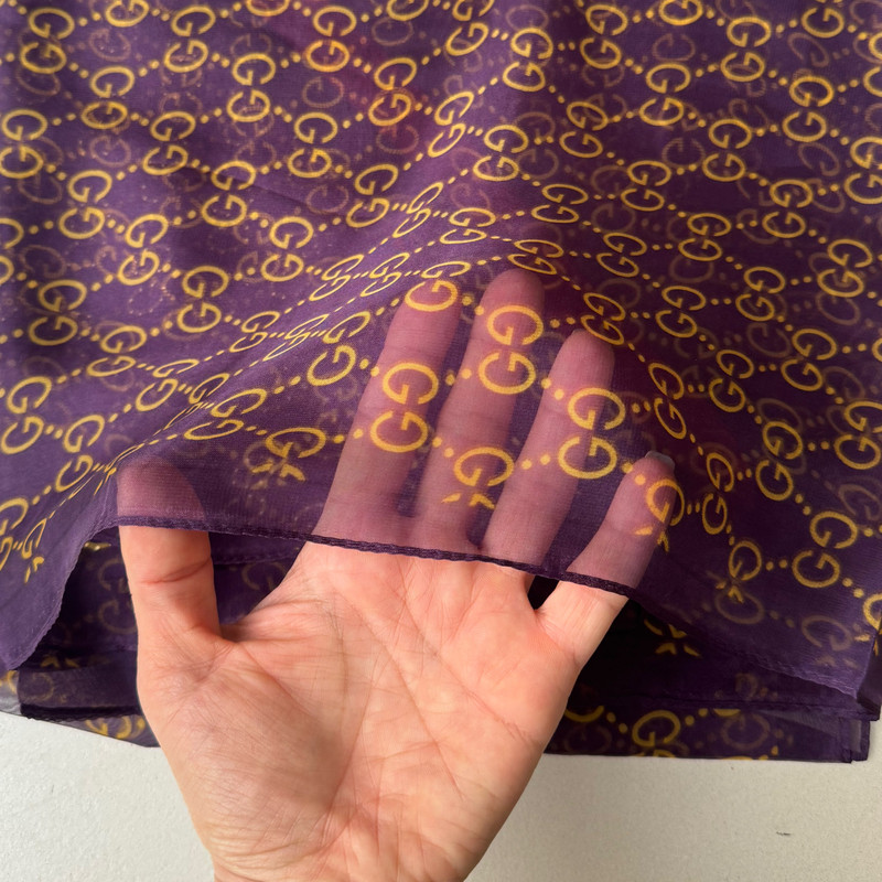 روسری زنانه مدل حریر ابرشیم زنجیری کد 3