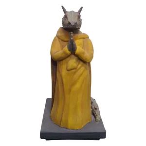 مجسمه مدل تمساح ایستاده