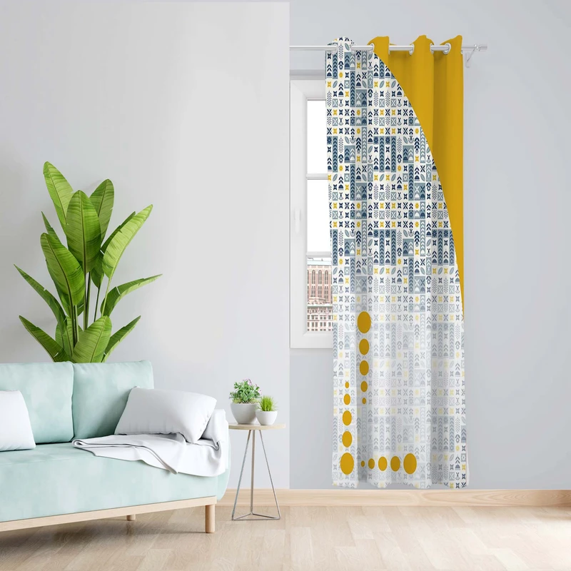پرده طرح گرافیکی مدل مخمل پانچی کد 5351R z سایز 140x200 سانتی متر