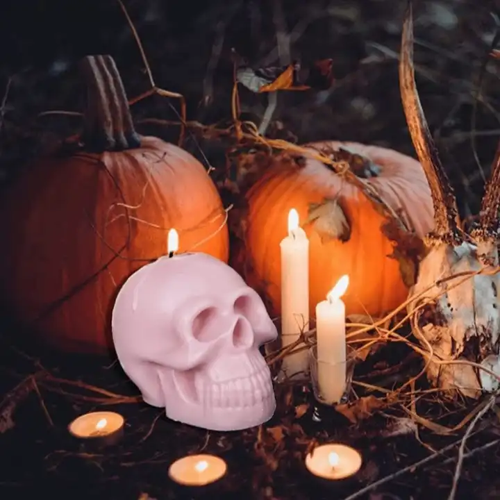 شمع میلاد مدل هالوین طرح جمجمه