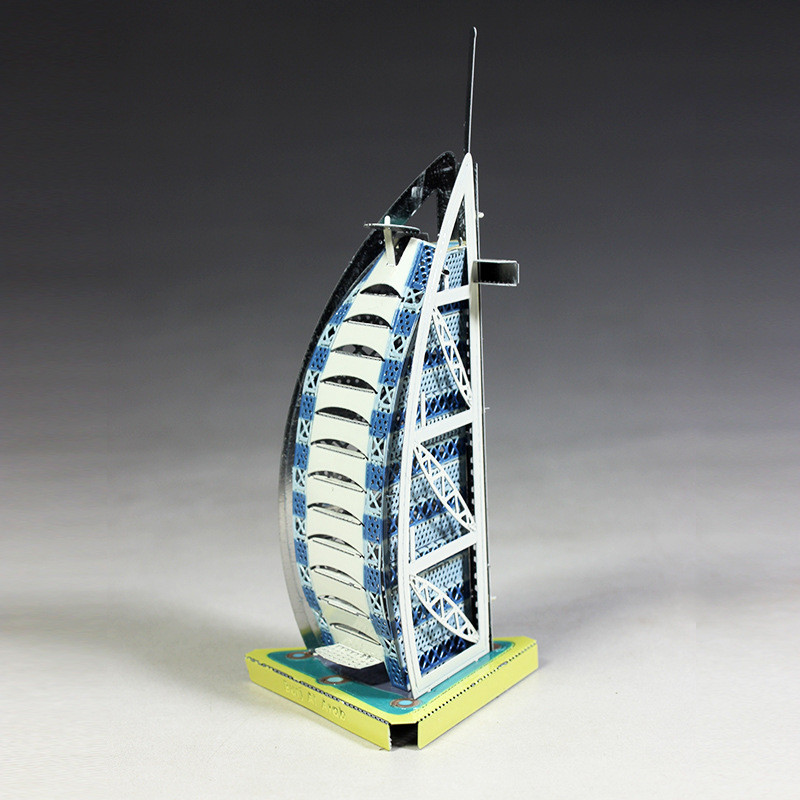 ساختنی مدل Burj Al Arab