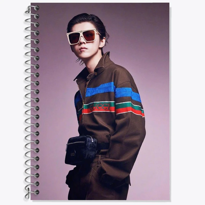 دفتر لغت 50 برگ خندالو مدل لوهان گروه اکسو EXO کد 13530