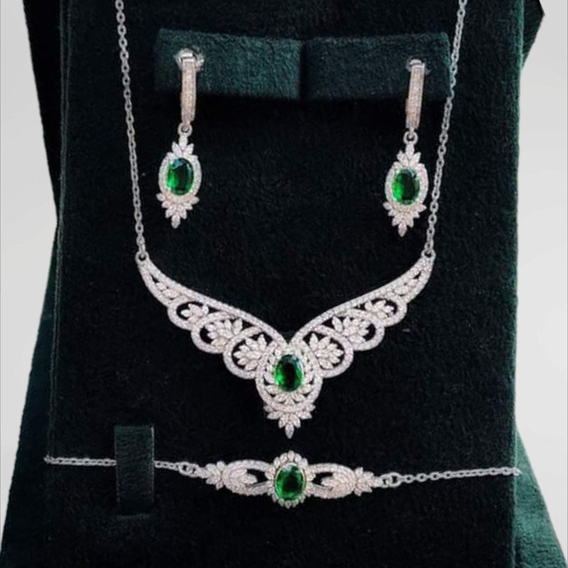 نیم ست نقره زنانه مدل زمرد ساچ