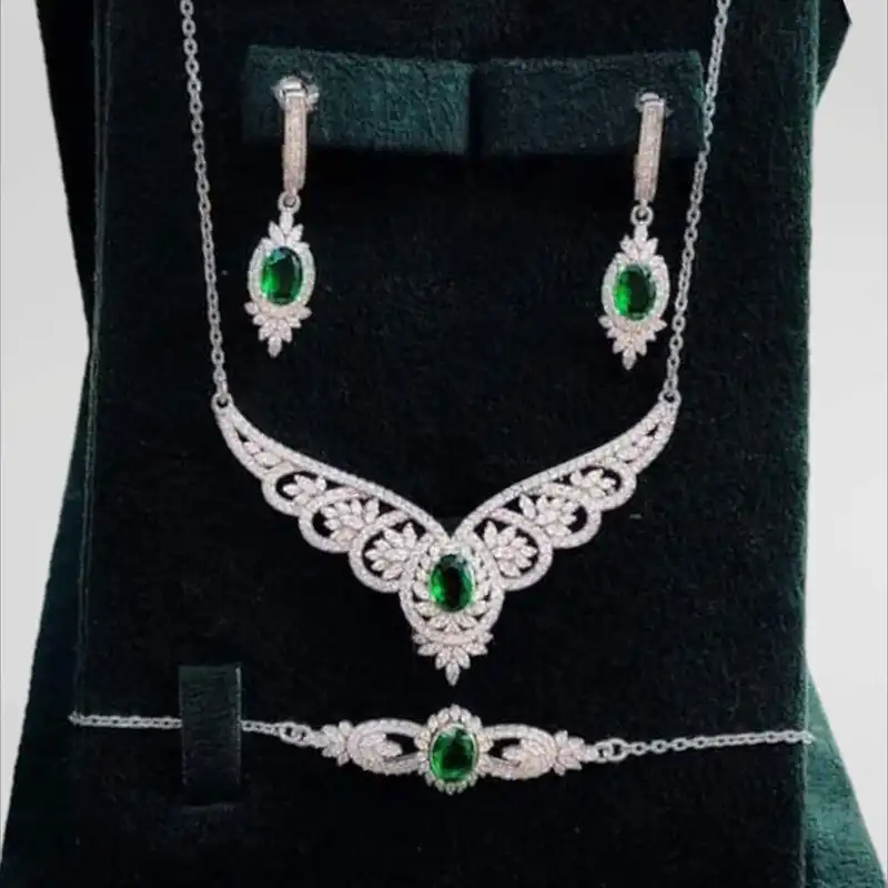 نیم ست نقره زنانه مدل زمرد ساچ