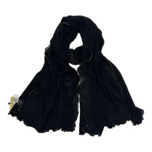 شال زنانه مدل پلیسه دور نگین دار