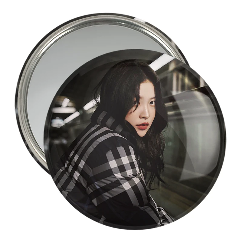 آینه جیبی خندالو مدل یری گروه رد ولوت Red Velvet  کد 19611