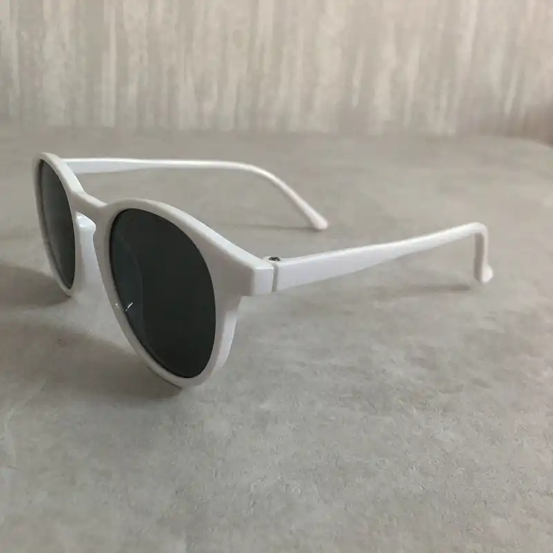 عینک آفتابی بچگانه مدل فانتزی کد W W 400