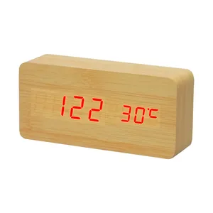 ساعت رومیزی کیمیت مدل Woody 862 C Red