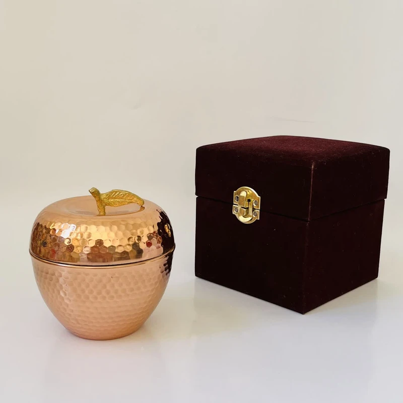 عکس شماره 4 : قندان مسی مدل سیب پک هدیه سازمانی hs26.4