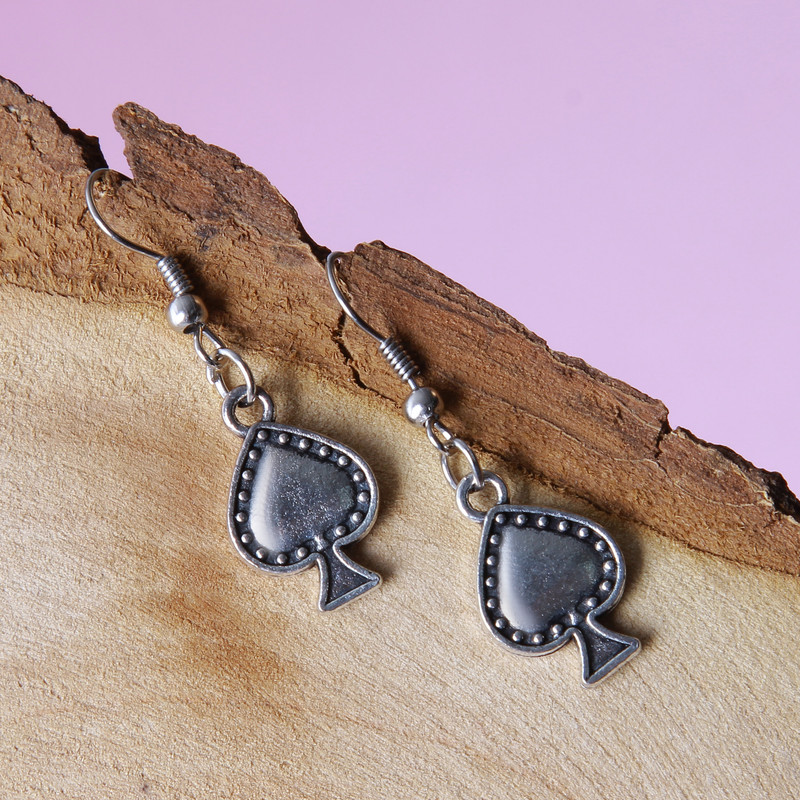 گوشواره دخترانه مدل فانتزی کد GZN_056 گوشواره دخترانه مدل فانتزی کد GZN_056