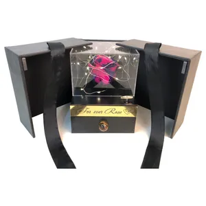 گل رز جاودان مدل مینی سوپرایزی کوکی باریسه کد sp 003