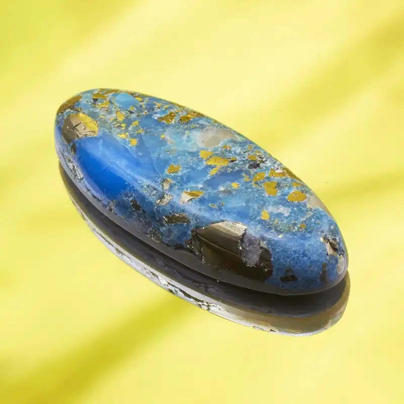 سنگ فیروزه مدل پیریت دار کد AA6