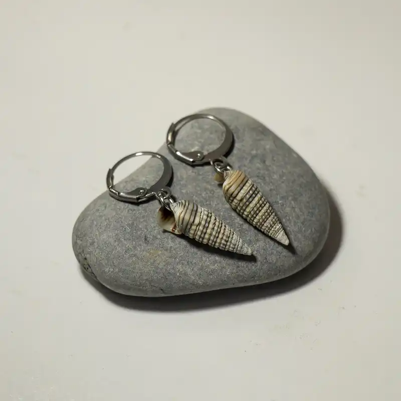 گوشواره زنانه مدل صدفی کد SJ-003