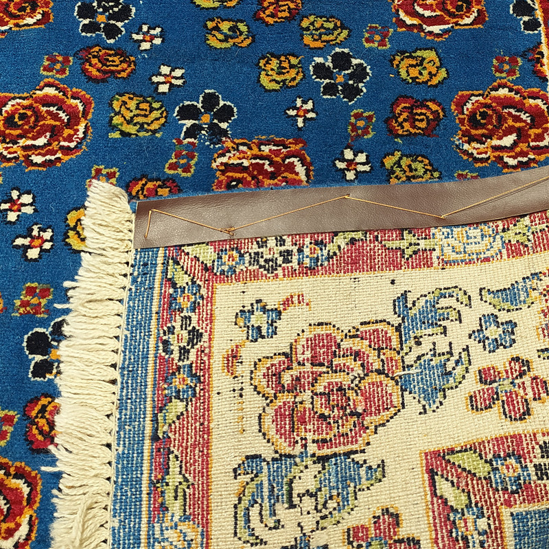 فرش دستبافت سه متری طرح گل فرنگ