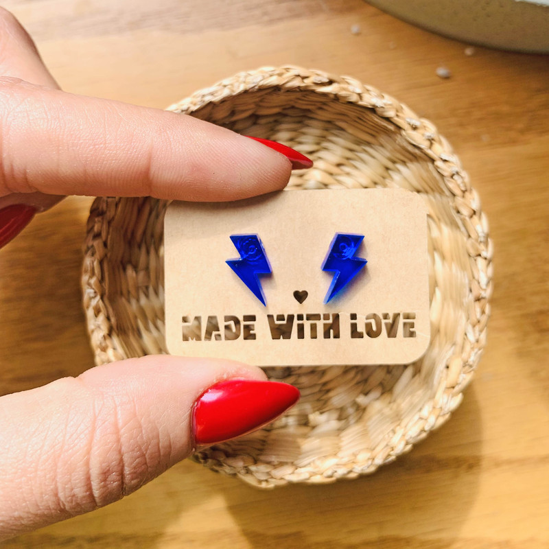 گوشواره دخترانه طرح رعد و برق گوشواره دخترانه طرح رعد و برق