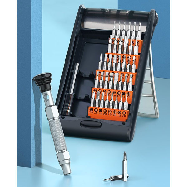 پیچ گوشتی یوگرین مدل CM372-80459 بسته 38 عددی