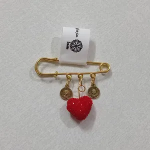 گل سینه زنانه هدا مدل ثمین