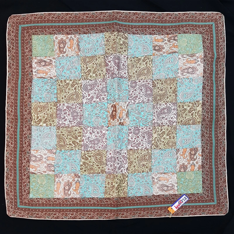 رومیزی ترمه کریز مدل چهل تکه کد san968