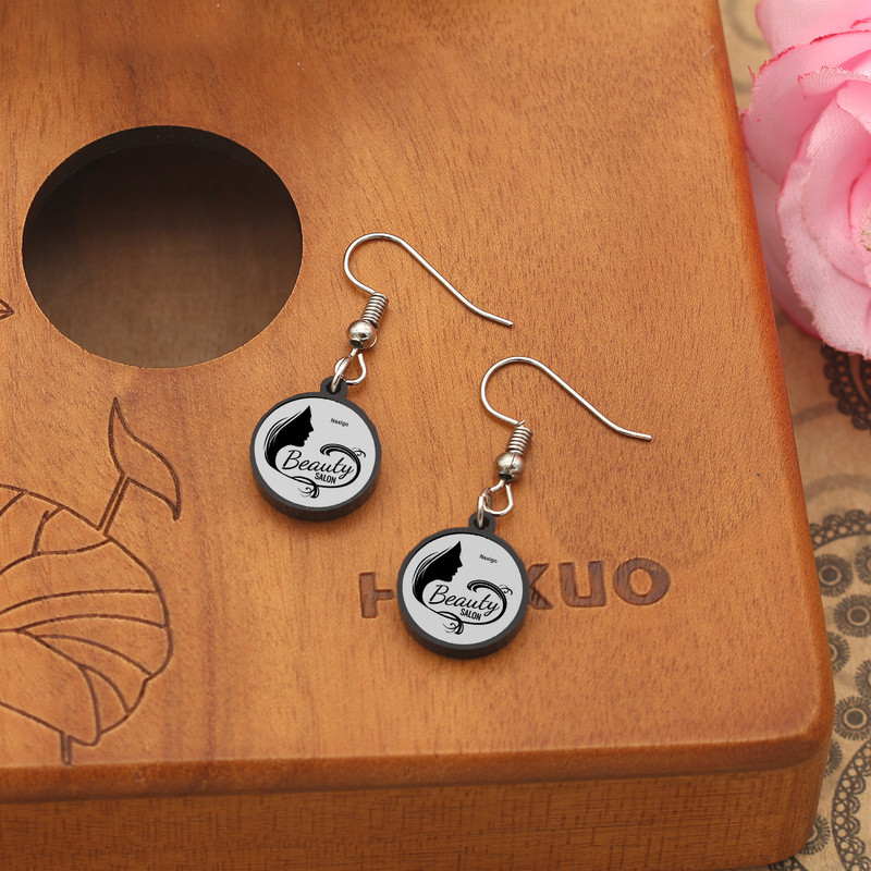 گوشواره زنانه ناکسیگو مدل شب تاب طرح آرایشگری کد ES8107 گوشواره زنانه ناکسیگو مدل شب تاب طرح آرایشگری کد ES8107