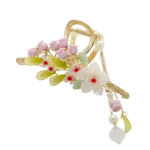 کلیپس مو زنانه مدل فلزی دسته آویز دار