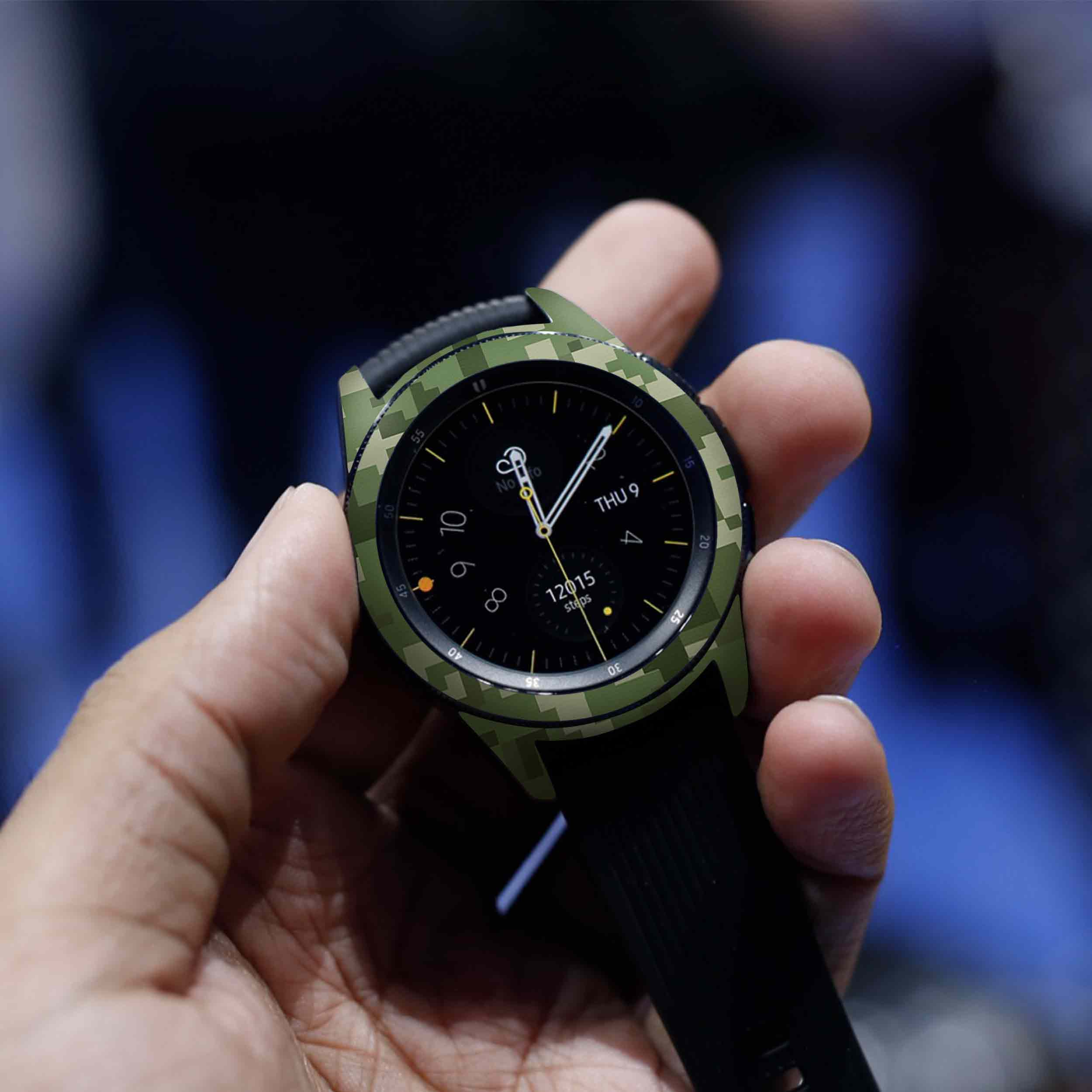 برچسب ماهوت طرح Army-Green-Pixel مناسب برای ساعت هوشمند سامسونگ Galaxy Watch 42mm