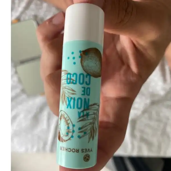 بالم لب ایو روشه مدل نارگیل