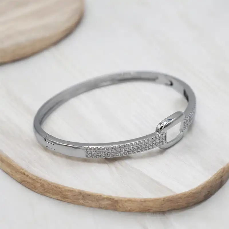 دستبند النگویی زنانه مدل CAVITY