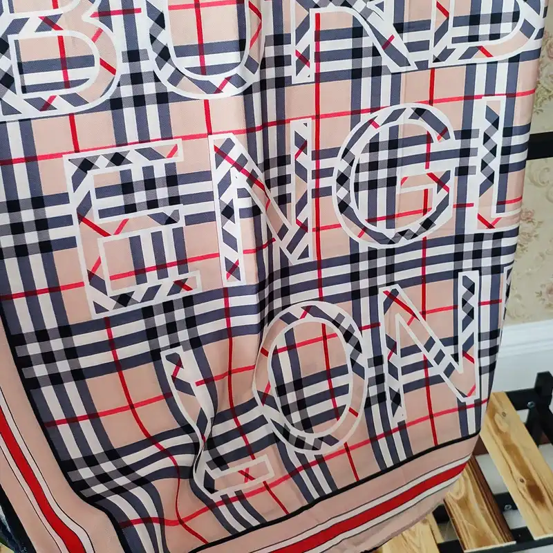 روسری زنانه مدل نخی کد 308