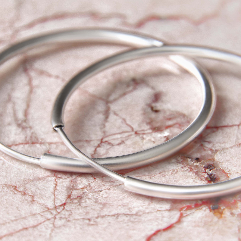 گوشواره نقره زنانه بازرگانی میلادی مدل حلقه ای کد GZN_219 گوشواره نقره زنانه بازرگانی میلادی مدل حلقه ای کد GZN_219