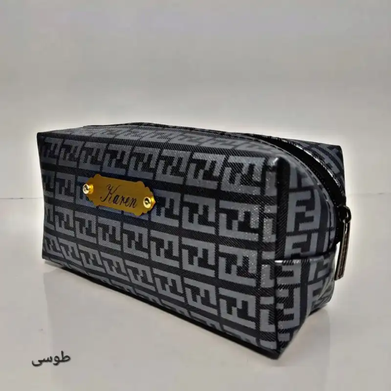کیف لوازم آرایش زنانه مدل چرم مکعبی