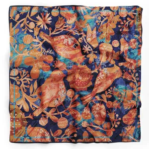 دستمال سر و گردن بهزاد آرت مدل گل و مرغ