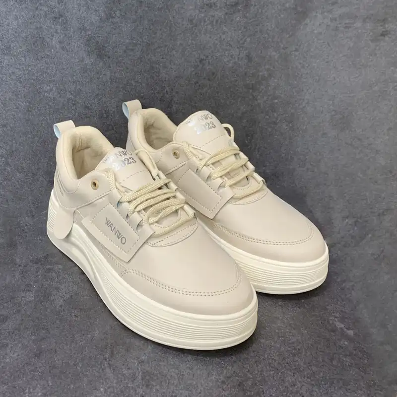 کفش روزمره زنانه مدل وانوو 2