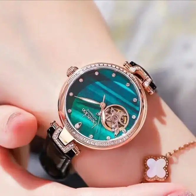 ساعت مچی عقربه ای زنانه بستدون مدل BD77121L-B04