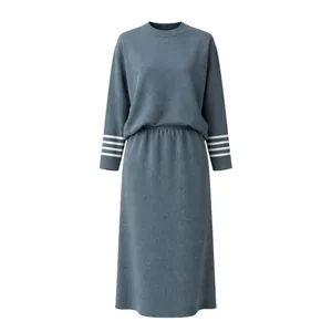 ست پلیور و دامن زنانه مدل ساده کد ۱۶۰