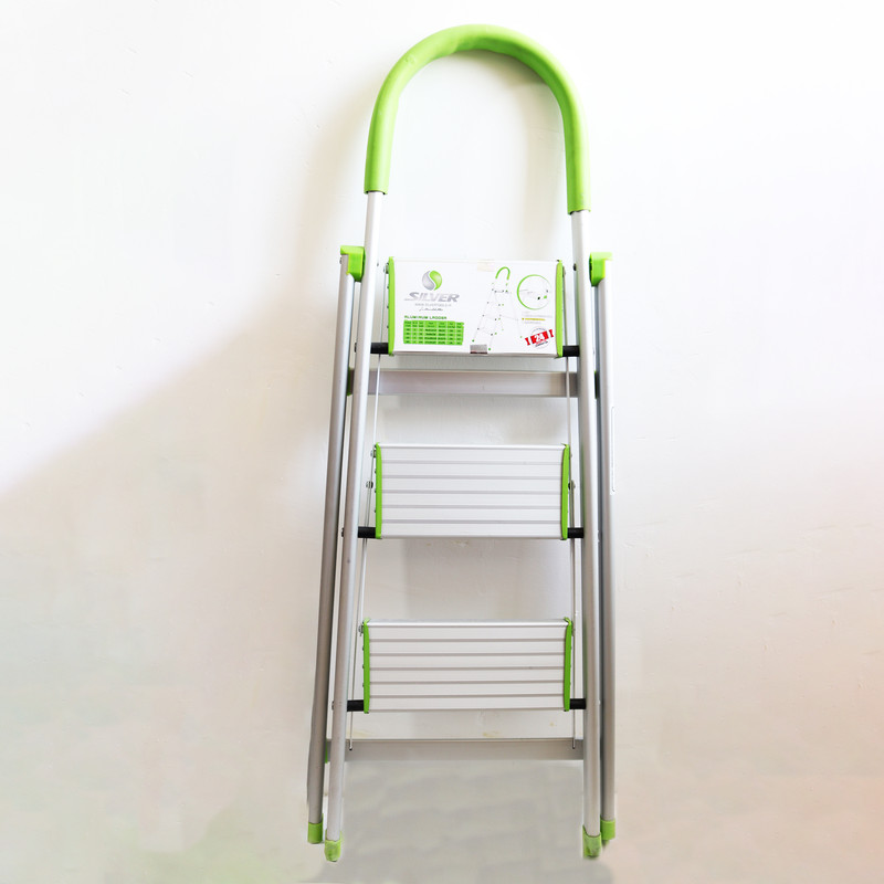 نردبان 3 پله سیلور مدل YP-ALMINIUM03