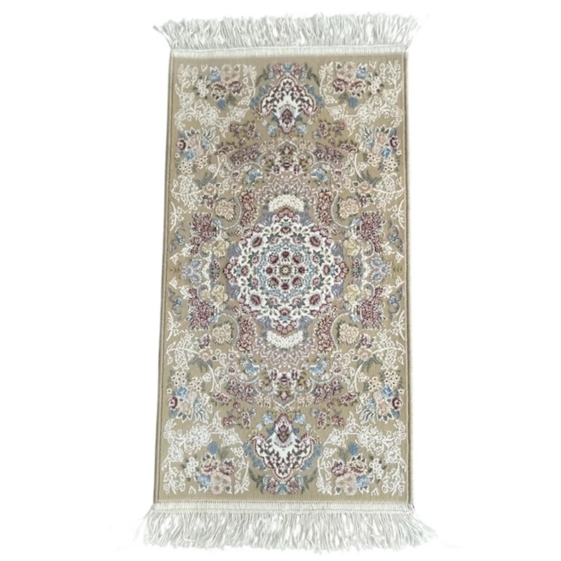 فرش ماشینی 1200 شانه زمینه زرد حاشیه بژ مدل باغ لرزان