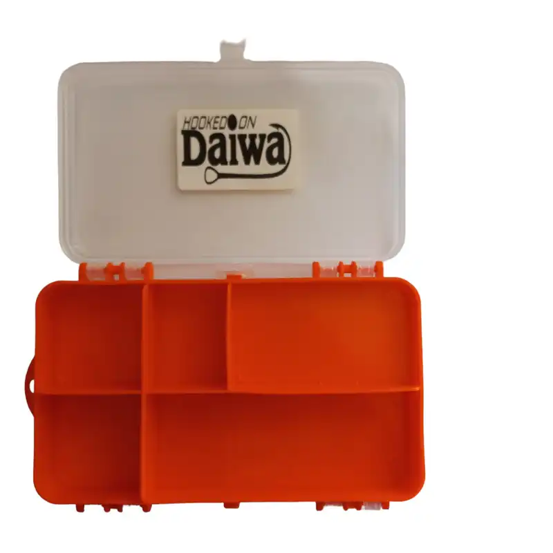 جعبه قلاب ماهیگیری مدل دایوا