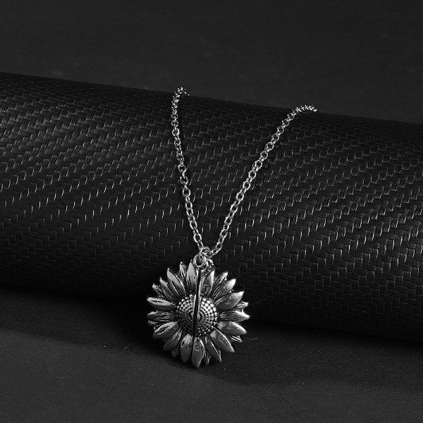 گردنبند دخترانه مدل behind