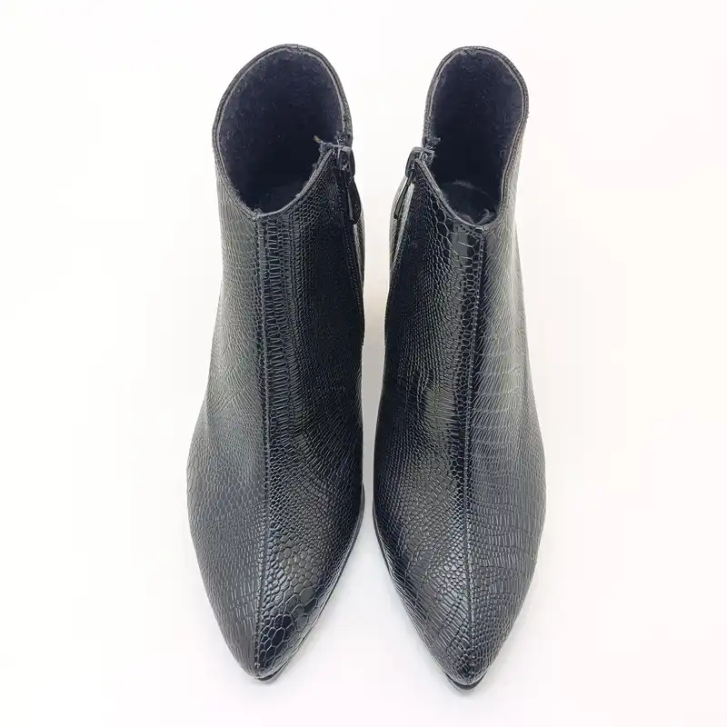 نیم بوت زنانه مدل P 28