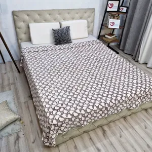 پتو مسافرتی مدل شب نما قلبی کد 02 سایز 185x145 سانتی متر