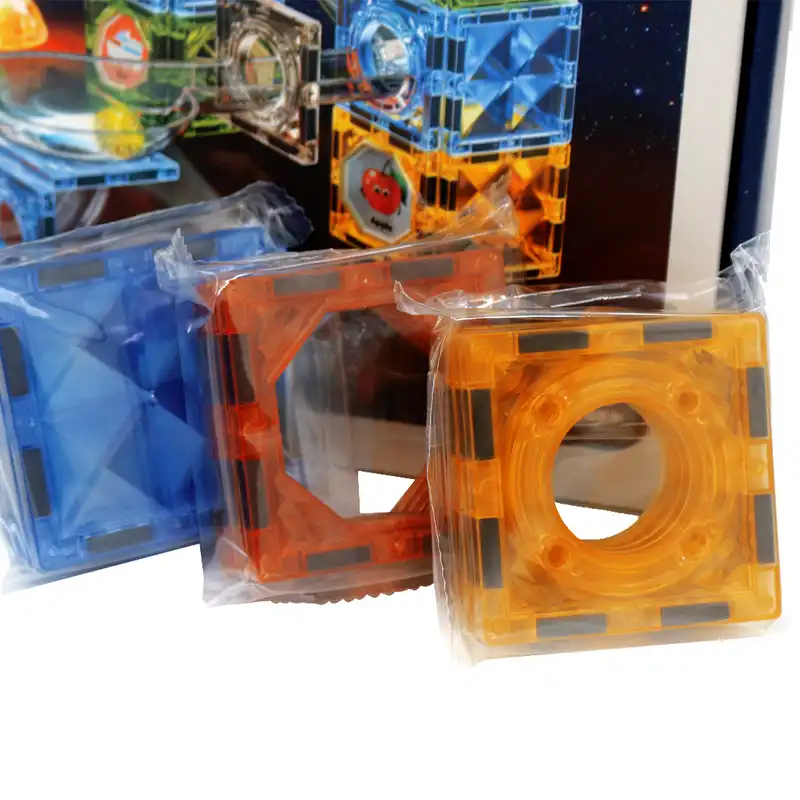 ساختنی 142 تکه باکیدز مدل چراغ دار